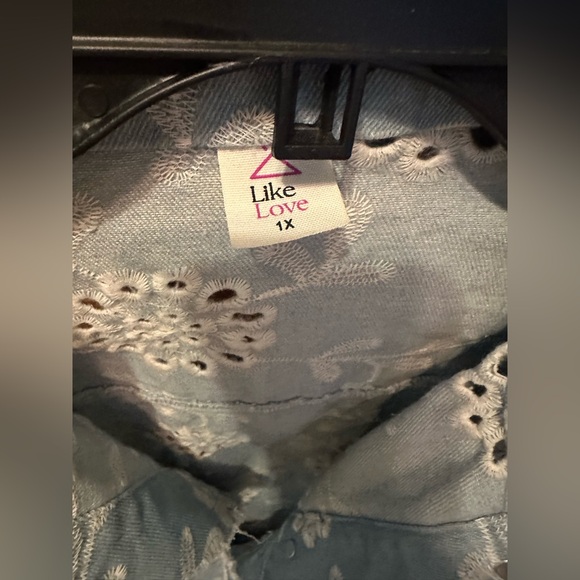 Embroidered Blue Denim Jacket - Picture 4 of 4